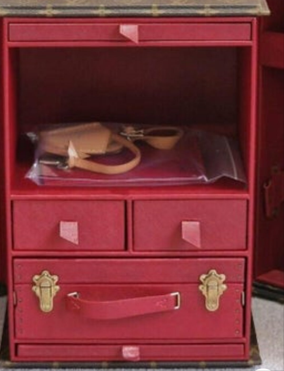 Rare Louis Vuitton Trunk Sharon Stone Case amfAR 1 Of "100 Legendary Trunks" One of the rarest LV trunks and one of the 100 Legendary Trunks as per the LV book. Comes with original papers.