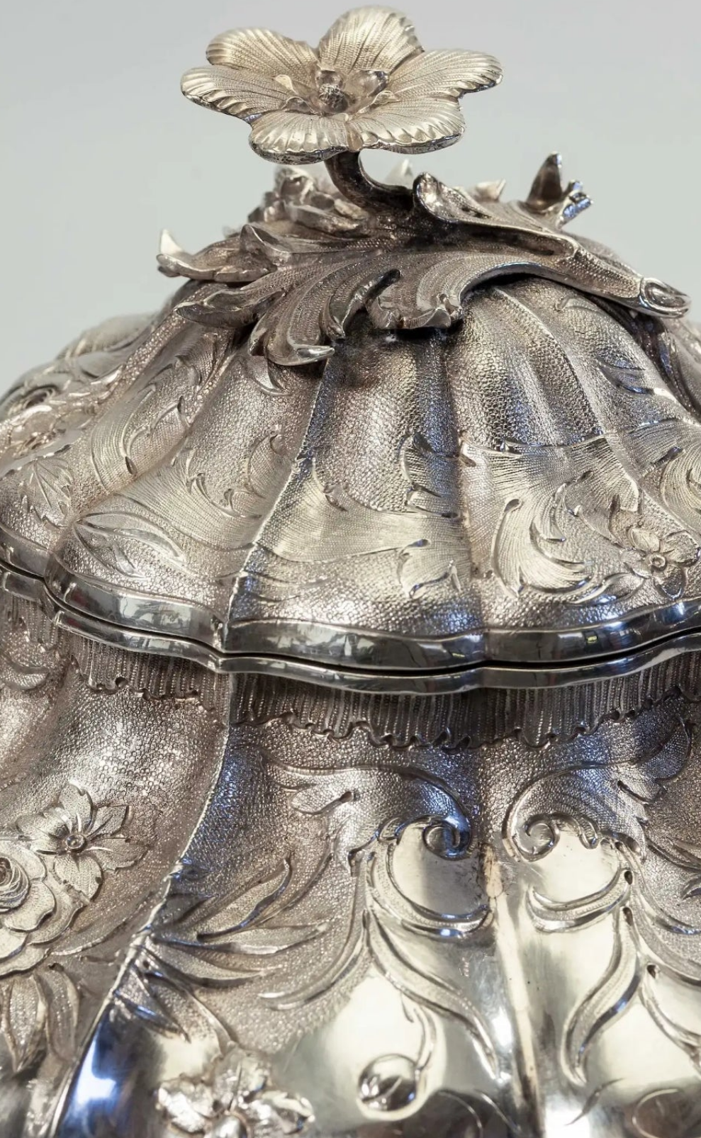 An exquisite piece 925 Sterling Silver William IV English sterling teapot on stand 1837 - 16" high x 9" wide x 12" deep