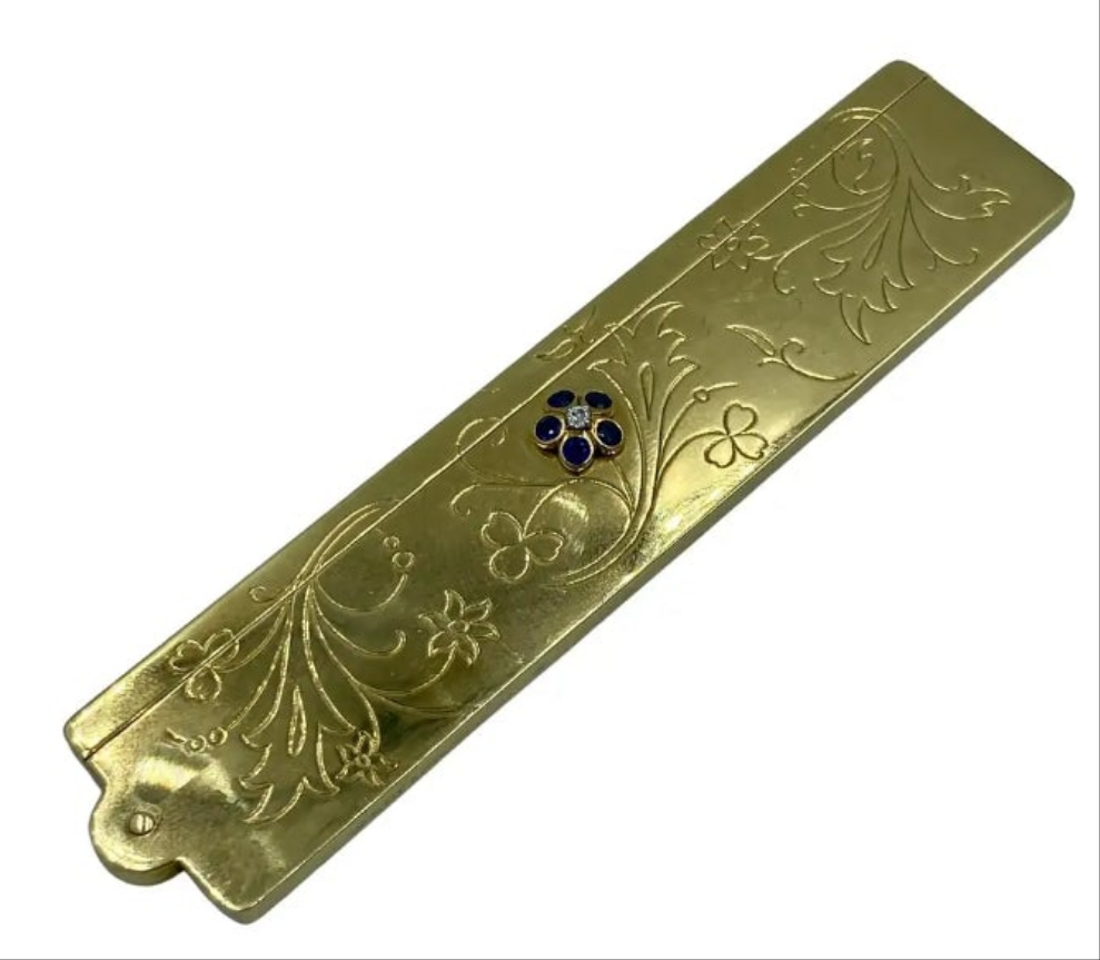 18k Gold 1940s Van Cleef & Arpels 18k gold hair comb in caseround cut diamond and round cut sapphires. Blue Sapphire.