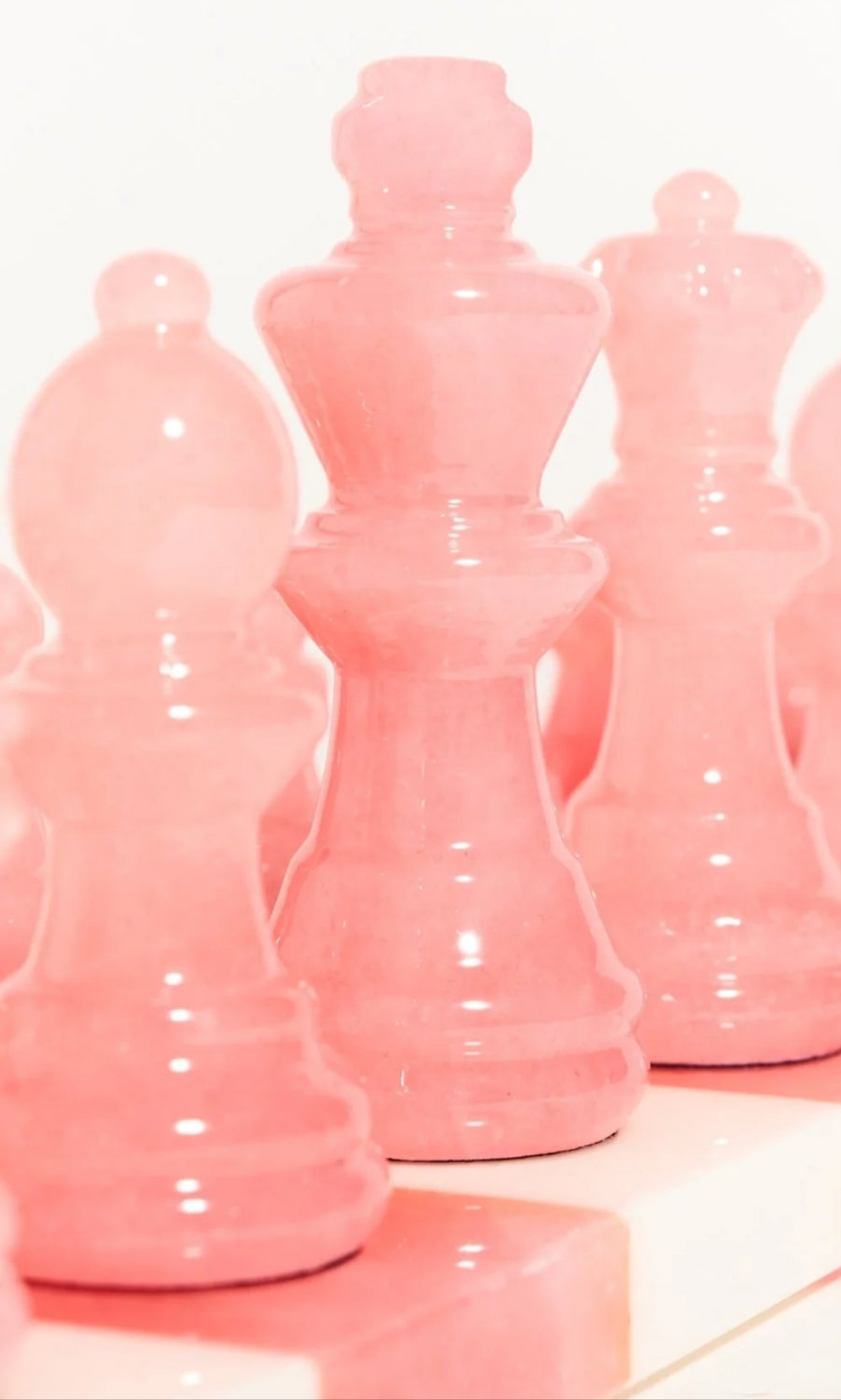 Magenta/White Large Italian Alabaster Chess Set