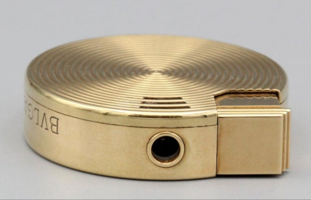 19k Gold Bulgari Vintage 18k Yellow Gold Gas Lighter