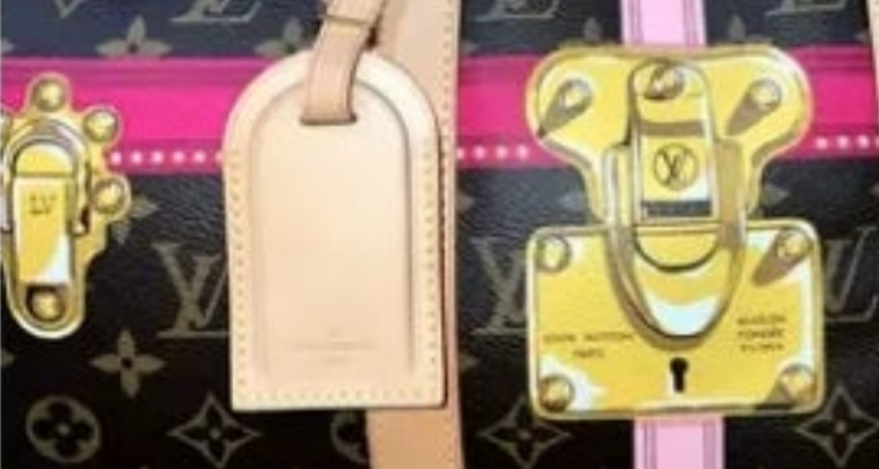 Louis Vuitton Keepall Bandouliere
Monogram Tromp L'oeil Screen 50 Pink Multicolor