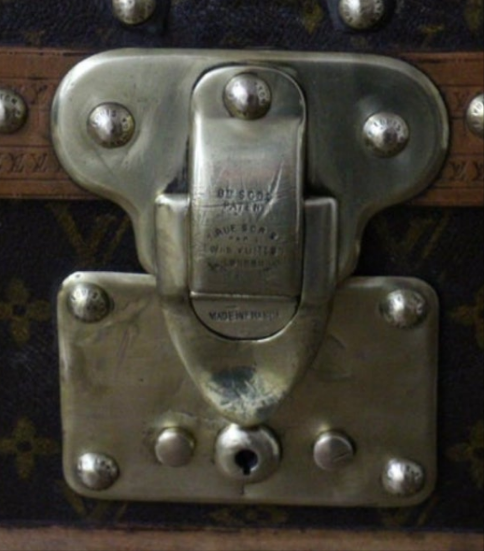 1920's Louis Vuitton Trunk in Monogram, Louis Vuitton Steamer Trunk 110 cm