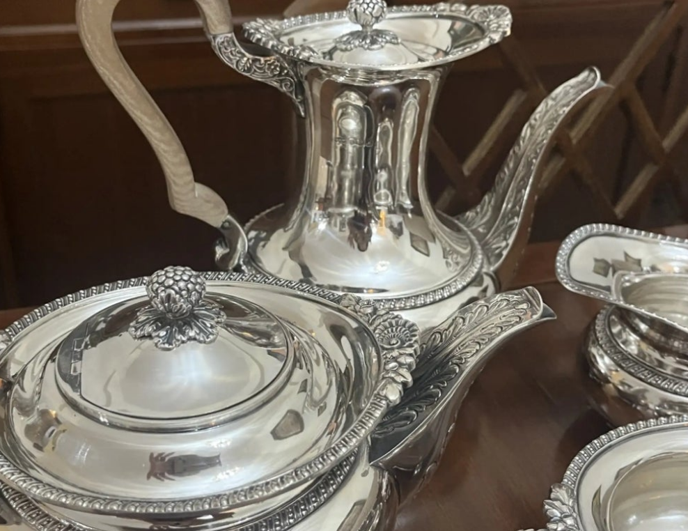 Important English Sterlilng Silver tea and coffee set by Mappin & Webb
