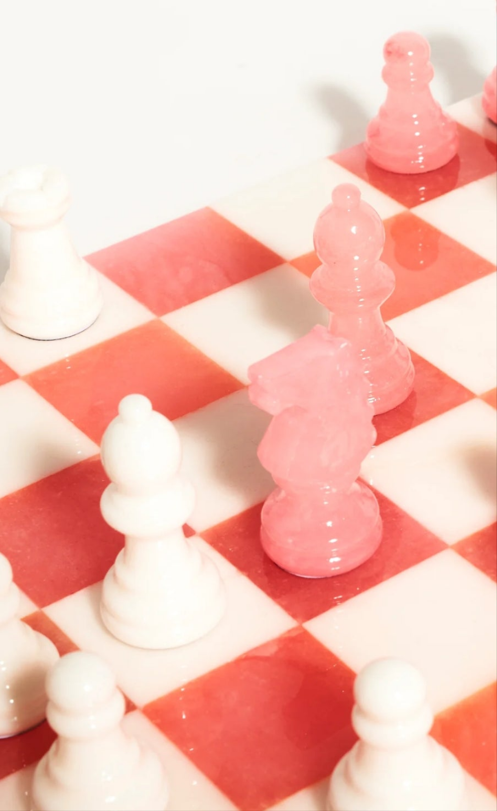 Magenta/White Large Italian Alabaster Chess Set