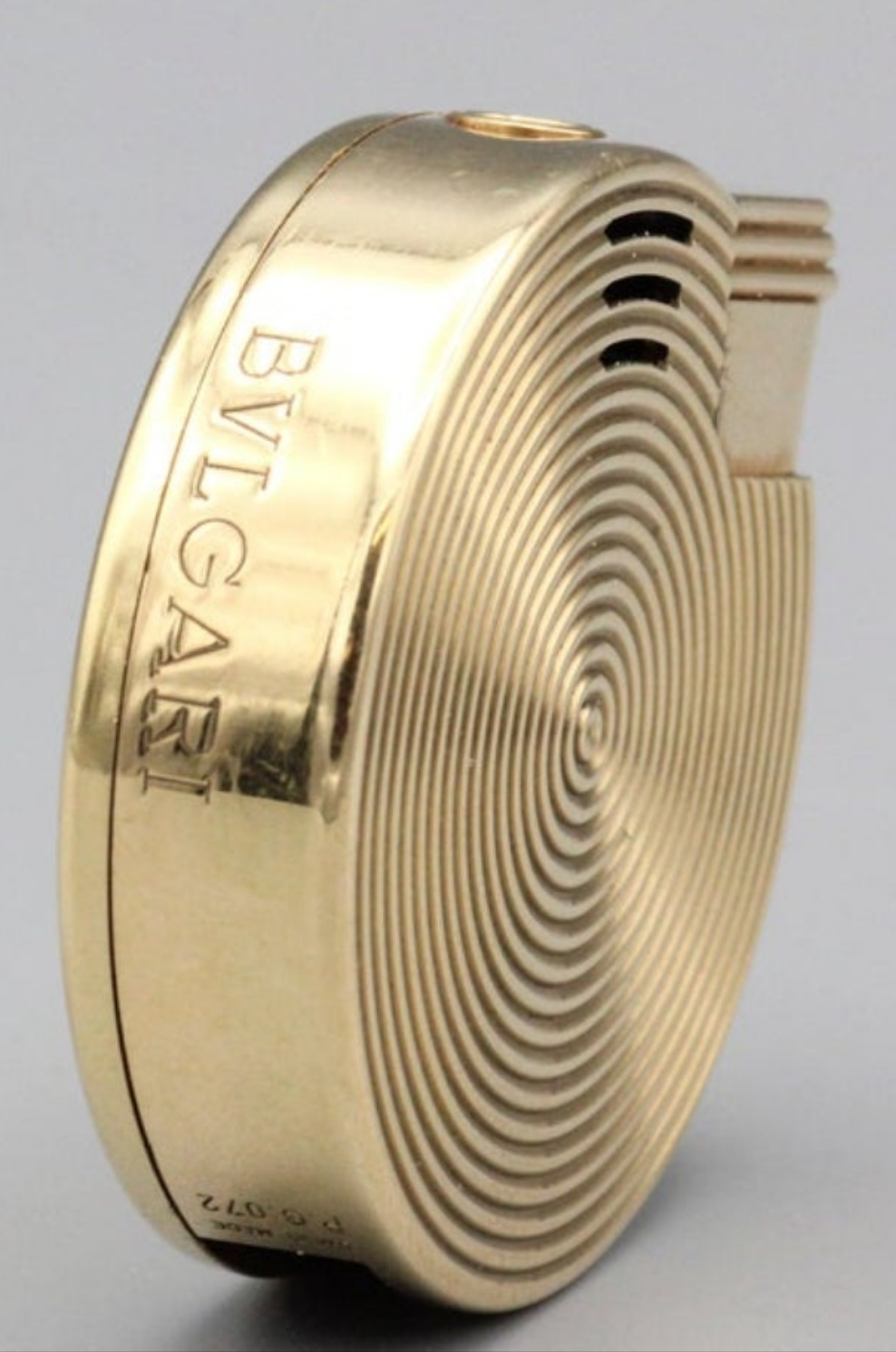 19k Gold Bulgari Vintage 18k Yellow Gold Gas Lighter