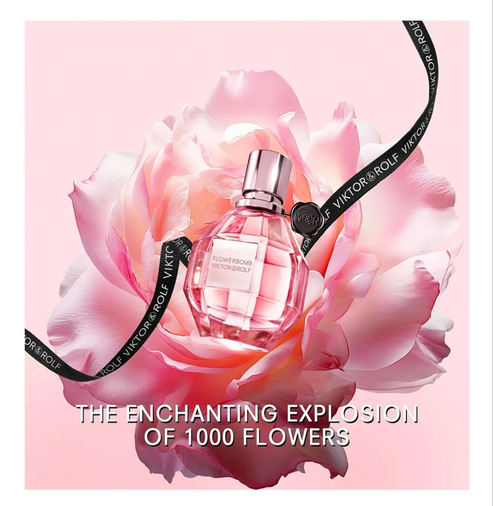 Flowerbomb Eau de Parfum - Women's Perfume - Floral & Woody - With Notes of Vanilla, Jasmine, & Rose