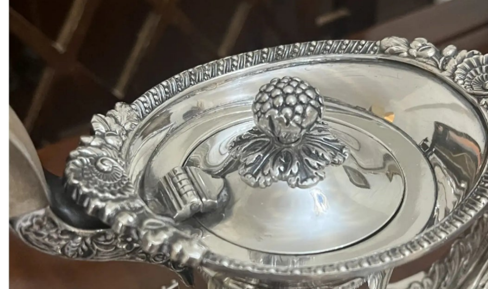 Important English Sterlilng Silver tea and coffee set by Mappin & Webb