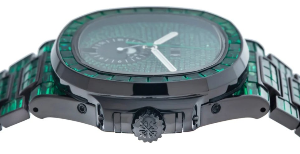 Patek Philippe Nautilus 5726/1A 40MM Green Gemstone Dial With Green Gemstone watch