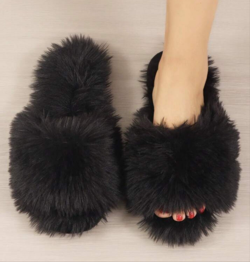 Cute slippers house shoes 1 pair