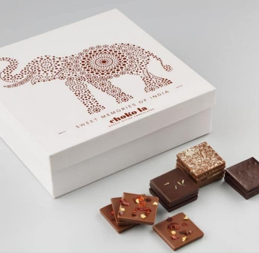 Assorted 32-Piece Chocolate Gift Hamper | Indian-Inspired Flavours in Pure Couverture | Perfect for Wedding, Birthday & Festive Gifting