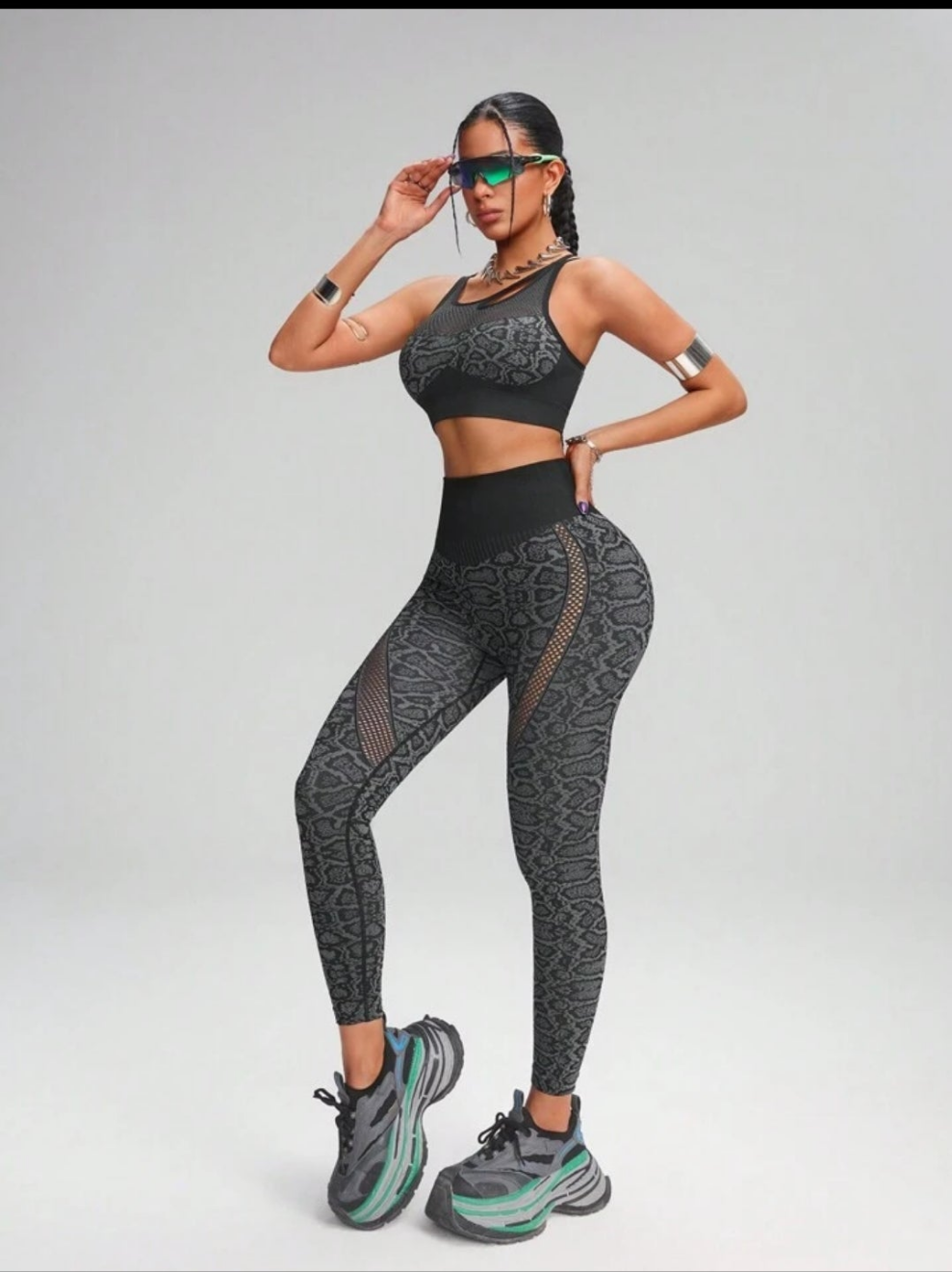 Activewear Seamless 2 Pieces Sport Set, Seamless High Elastic Push Up & Support Bra & Legging,Breathable Mesh & Dry Fit Gym Top And Bottom. Snake,Leopard Dynamic Print Workout Outfit, Outdoor,Hike,Camping,Yoga,Cycle,Bike,Running,Music COCOMONEY