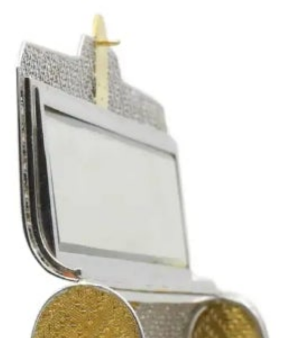 Gucci Gold and Diamond Minaudière 0.58k 18k Gold