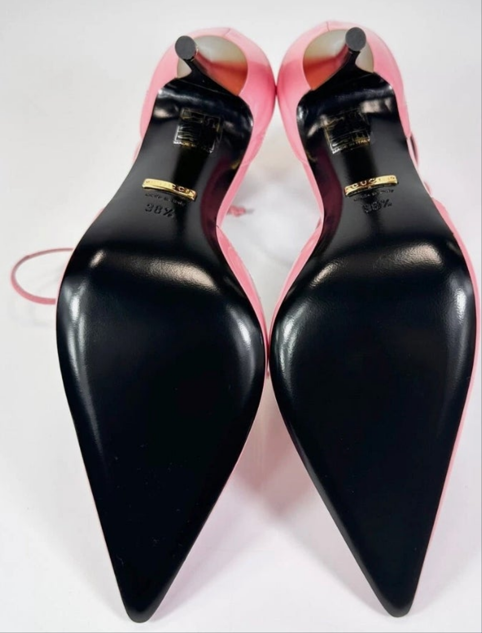 Gucci High Heel Pump Patent Leather with Ankle Cuff
Pink (Women's)