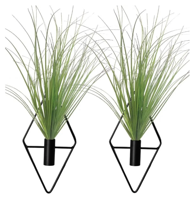 2pcs Diamond Shape Metal Hanging Vase with Artificial Shrubs Wheat Grass Greenery Indoor Plants Holder Wall Decor for Home Living Room Bedroom Office
