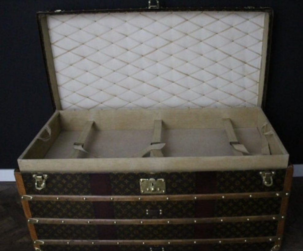 1920's Louis Vuitton Trunk in Monogram, Louis Vuitton Steamer Trunk 110 cm