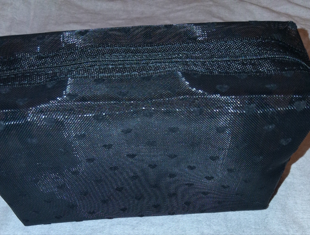 COCOMONEY COSMETIC BAG BLACK HEARTS