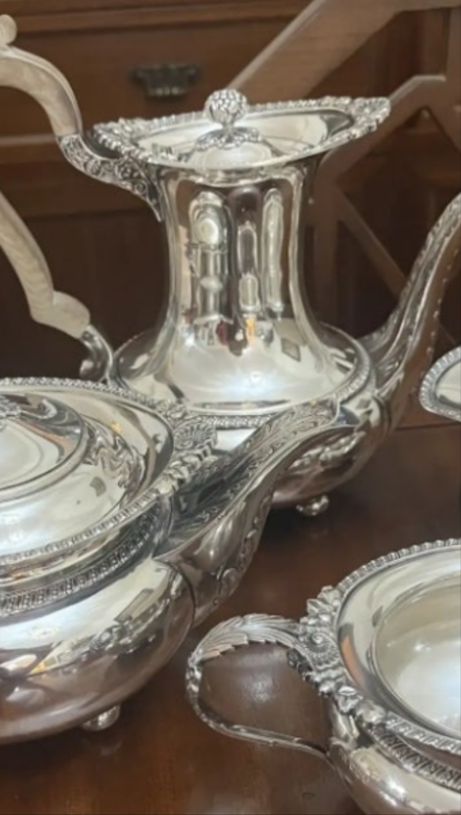 Important English Sterlilng Silver tea and coffee set by Mappin & Webb