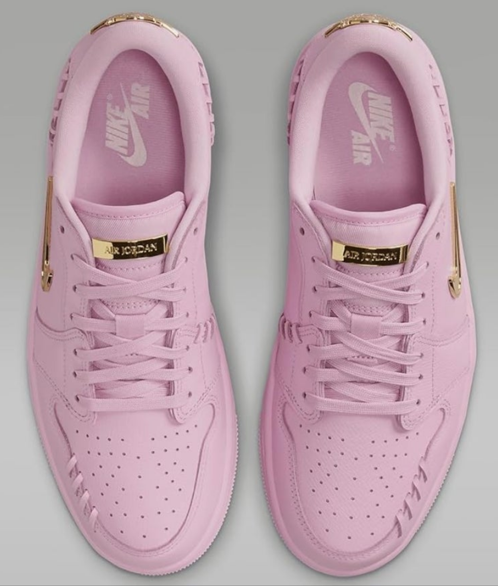 Air Jordan 1 Low Method of Make Women's Shoes (FN5032-600, Perfect Pink/Metallic Gold)