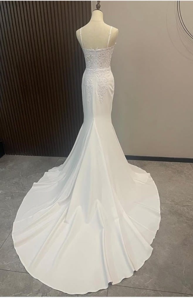 Lace Applique Wedding Dresses for Bride Spaghetti Straps Mermaid V Neck Open Back Bodycon Long Bridal Gown