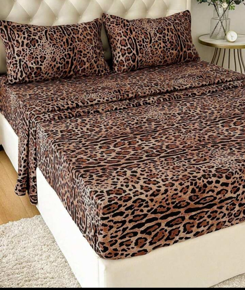 4pcs Polyester Leopard Print Bedding Set (2 Pillowcases+1 Flat Sheet+1 Fitted Sheet)