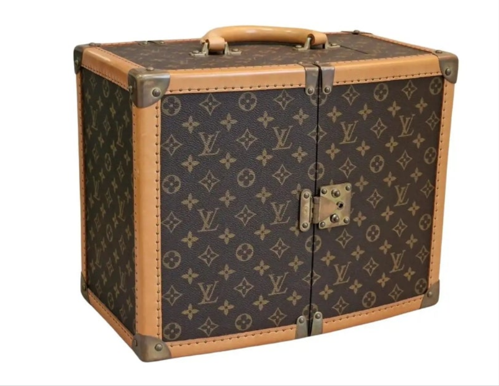 Rare Louis Vuitton Trunk Sharon Stone Case amfAR 1 Of "100 Legendary Trunks" One of the rarest LV trunks and one of the 100 Legendary Trunks as per the LV book. Comes with original papers.