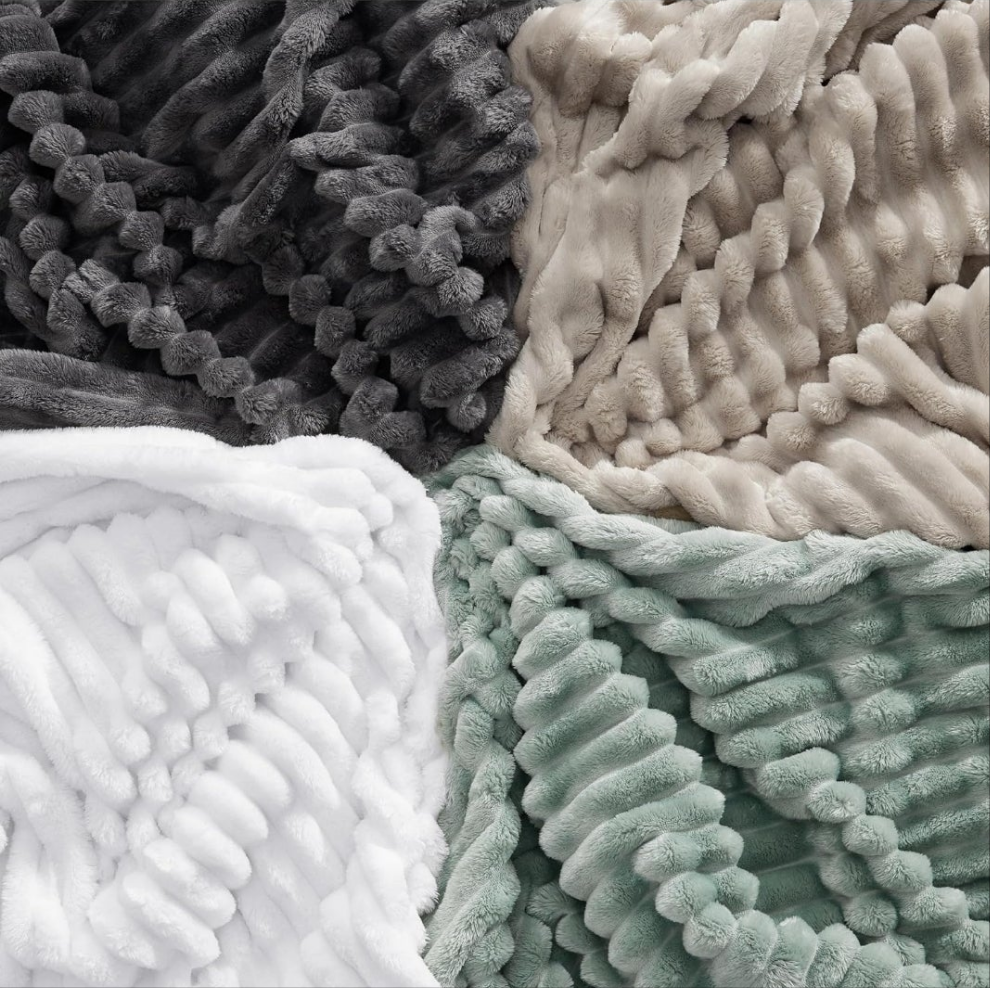 Throw Blanket for Couch - GentleSoft Cozy Soft Blankets for Women, Cute Small Fleece Throws for Girls