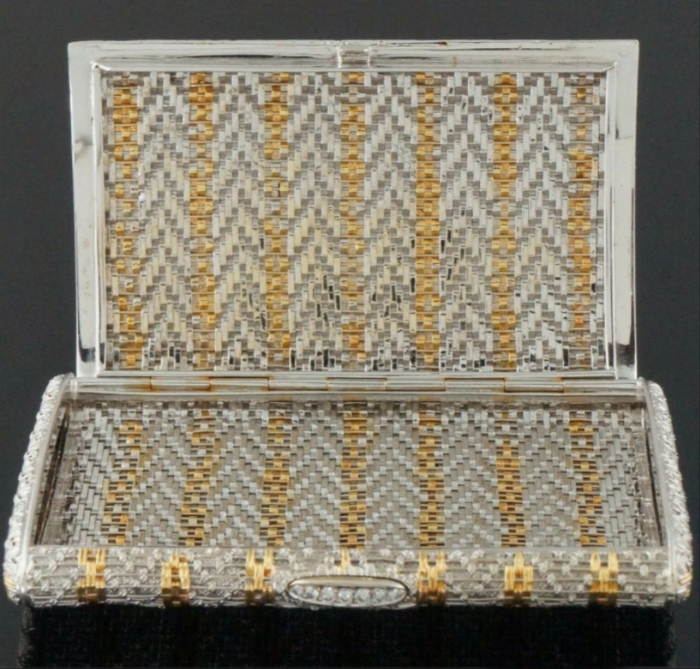 18k Gold .15 carat with a clarity grading of SI-1 and G/H in color. Rare Retro Two Tone Solid 18K Gold Weave & Link, & Diamond Accented Estate Cigarette Case