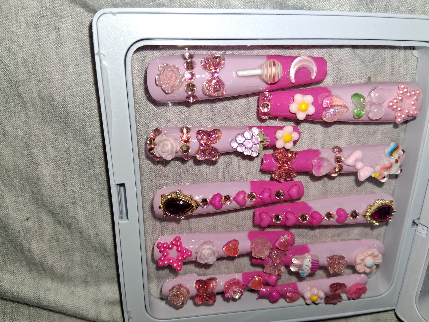 COCOMONEY NAILS CUSTOM 1 OF 1 GLUE ON PRESS ON COMES WITH FREE GIFTS #p60