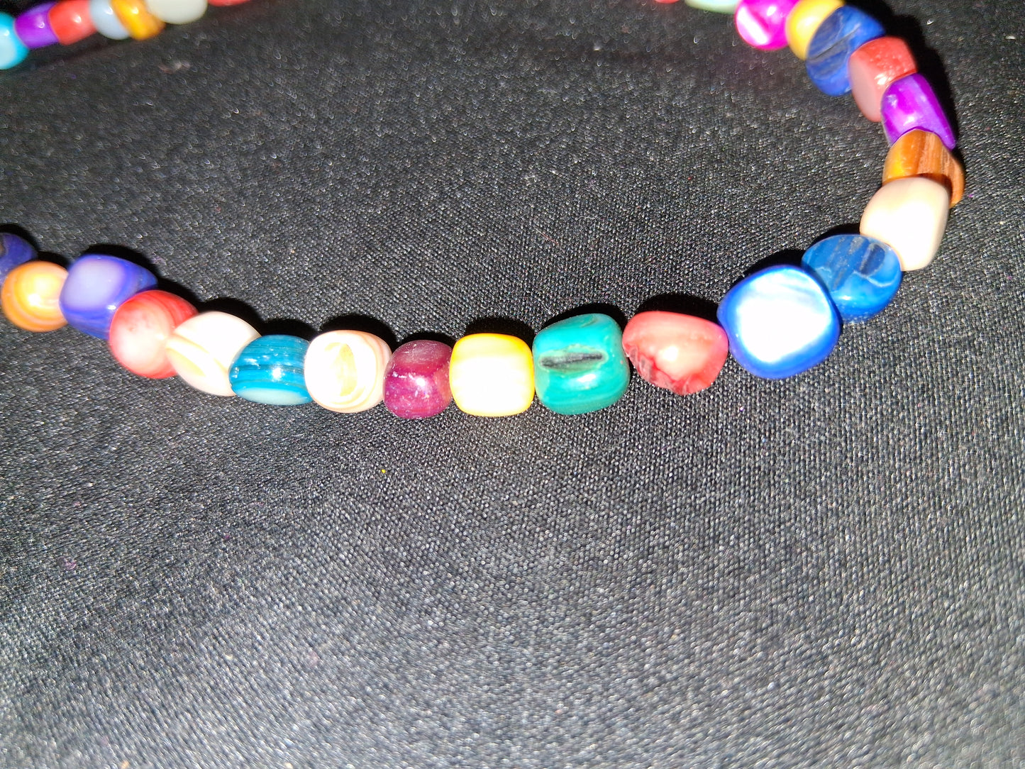 COCOMONEY GEMSTONE NECKLACE 14in