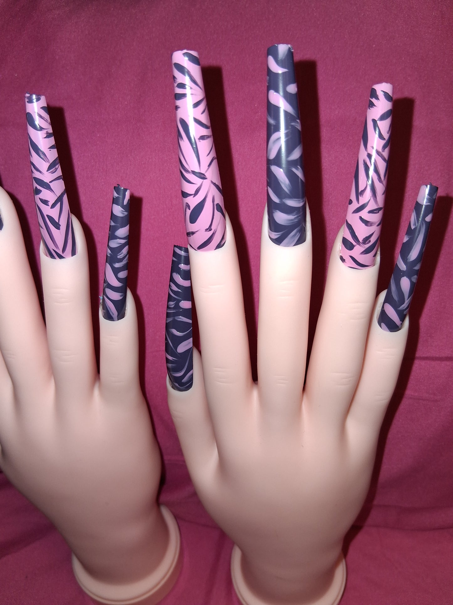 COCOMONEY NAILS CUSTOM 1 OF 1 GLUE ON PRESS ON COMES WITH FREE GIFTS #o6