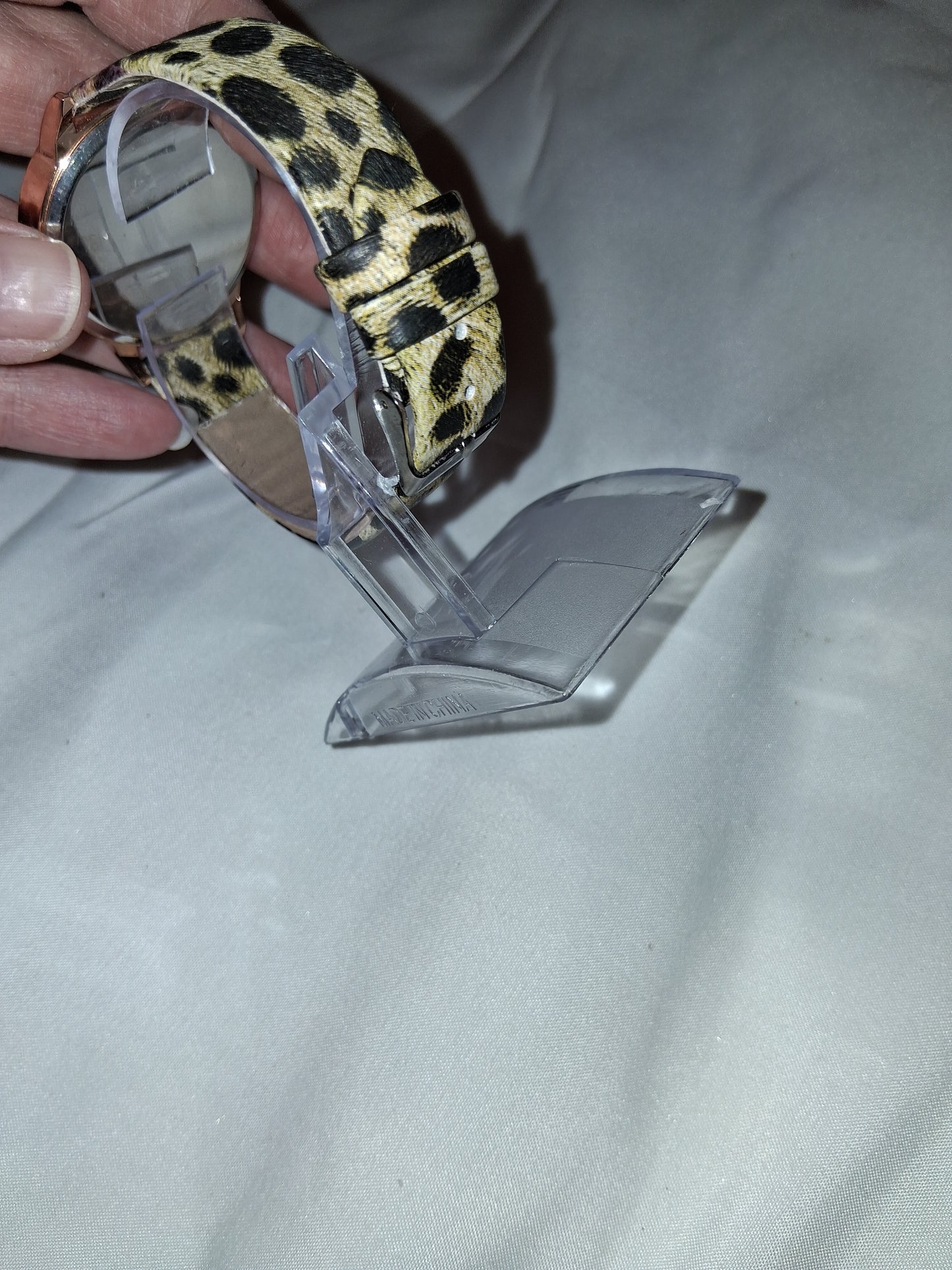 Womens watch leopard only 1