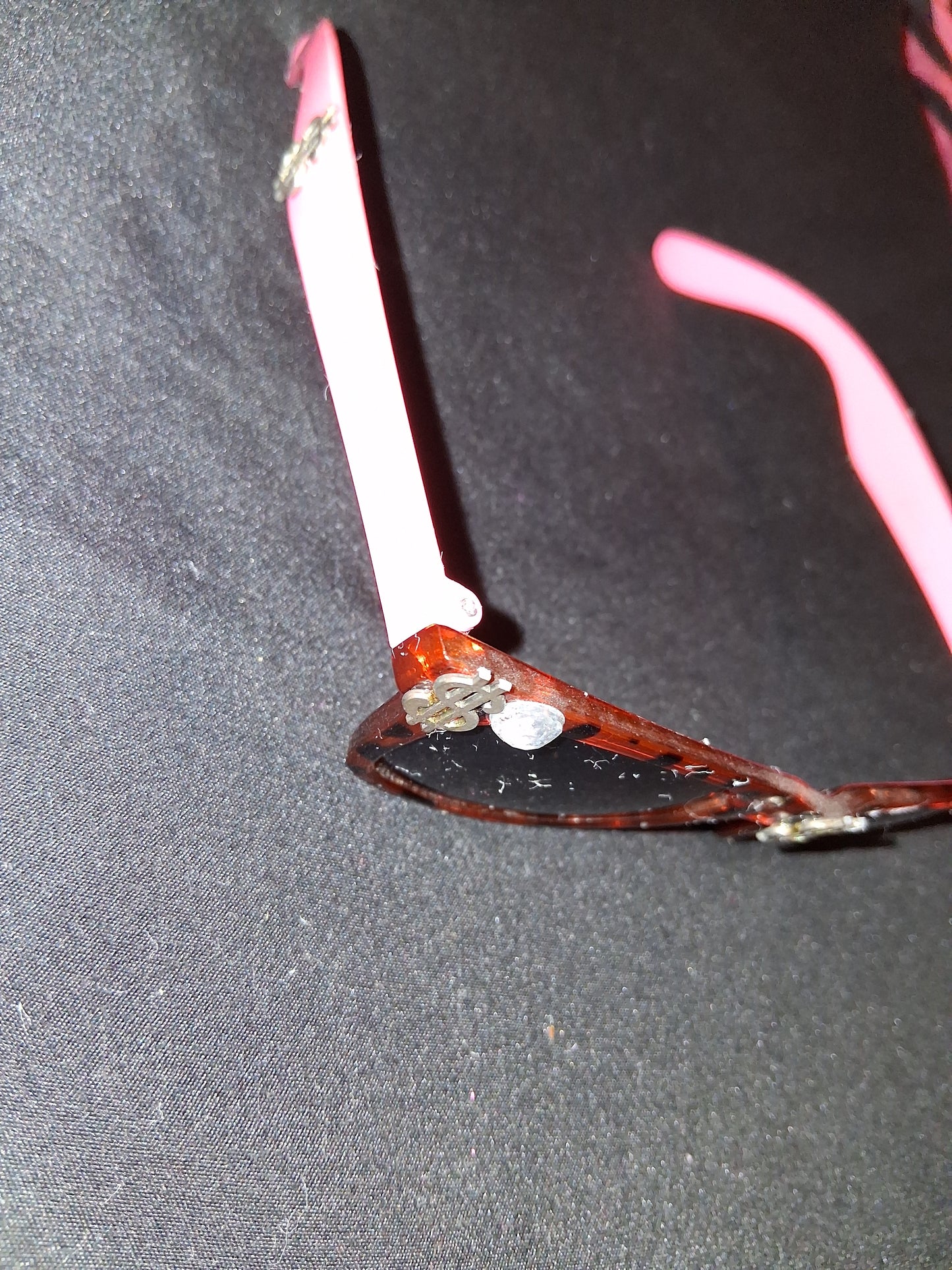 COCOMONEY GLASSES 1 OF A KIND CUSTOM SUN GLASSES PLASTIC πΆ comes with free gifts π