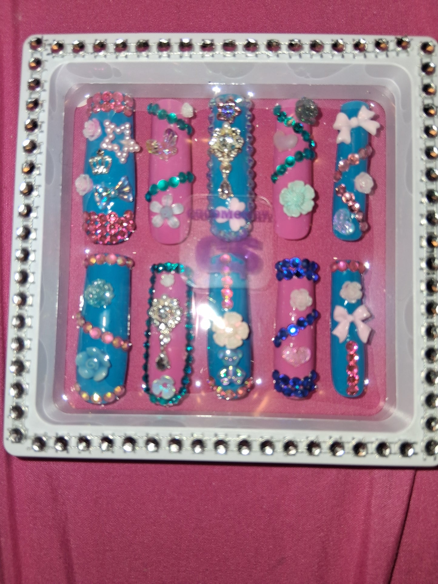 COCOMONEY NAILS CUSTOM 1 OF 1 GLUE ON PRESS ON COMES WITH FREE GIFTS #o23