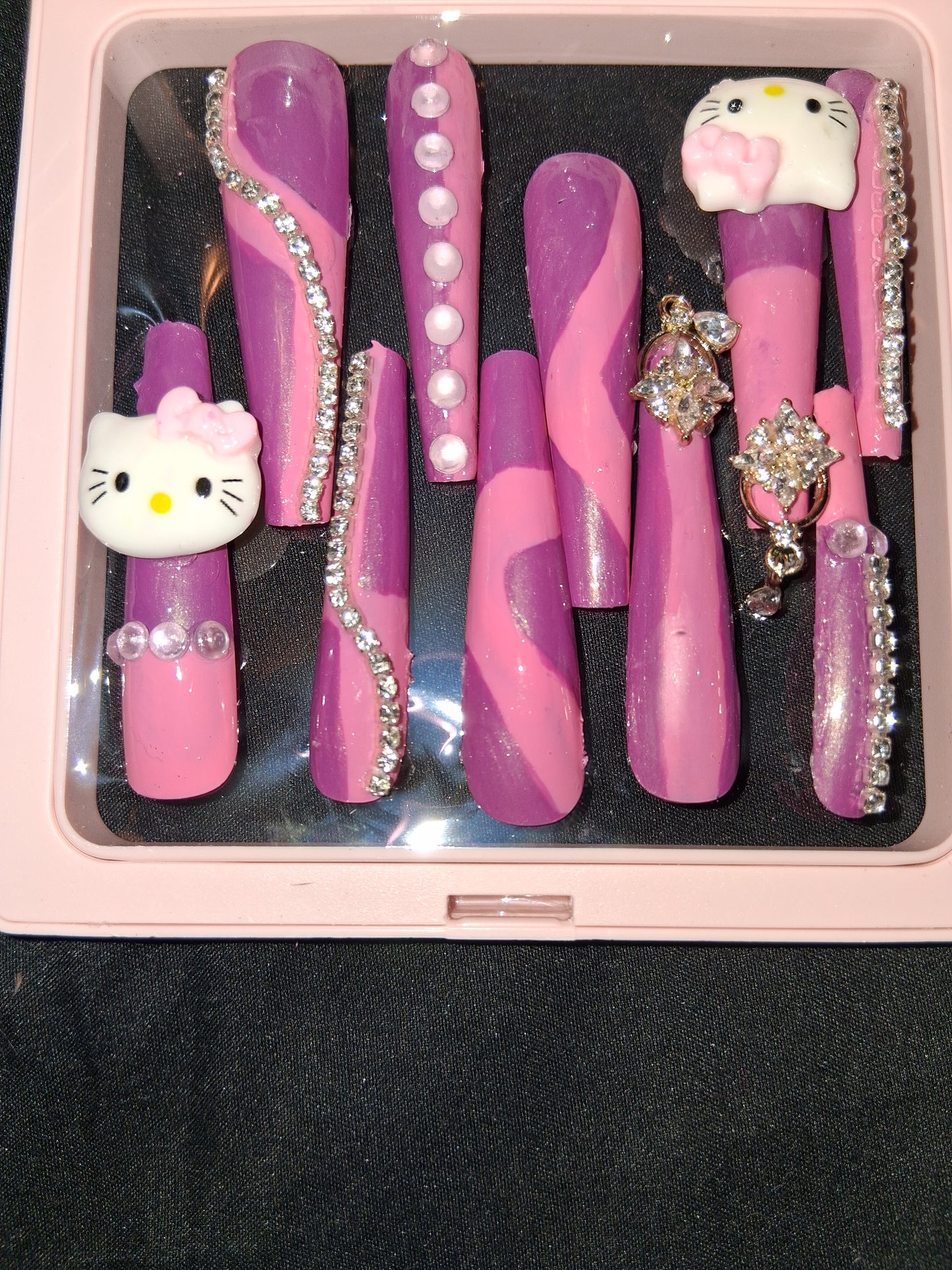 COCOMONEY NAILS CUSTOM 1 OF 1 GLUE ON PRESS ON COMES WITH FREE GIFTS #p43