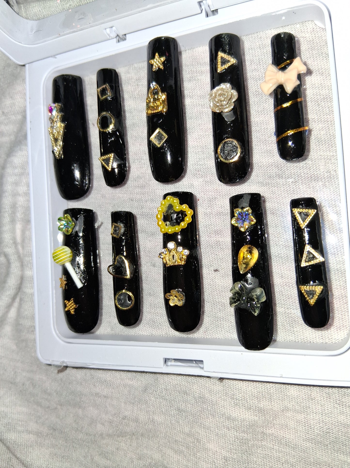 COCOMONEY NAILS CUSTOM 1 OF 1 GLUE ON PRESS ON COMES WITH FREE GIFTS #p26
