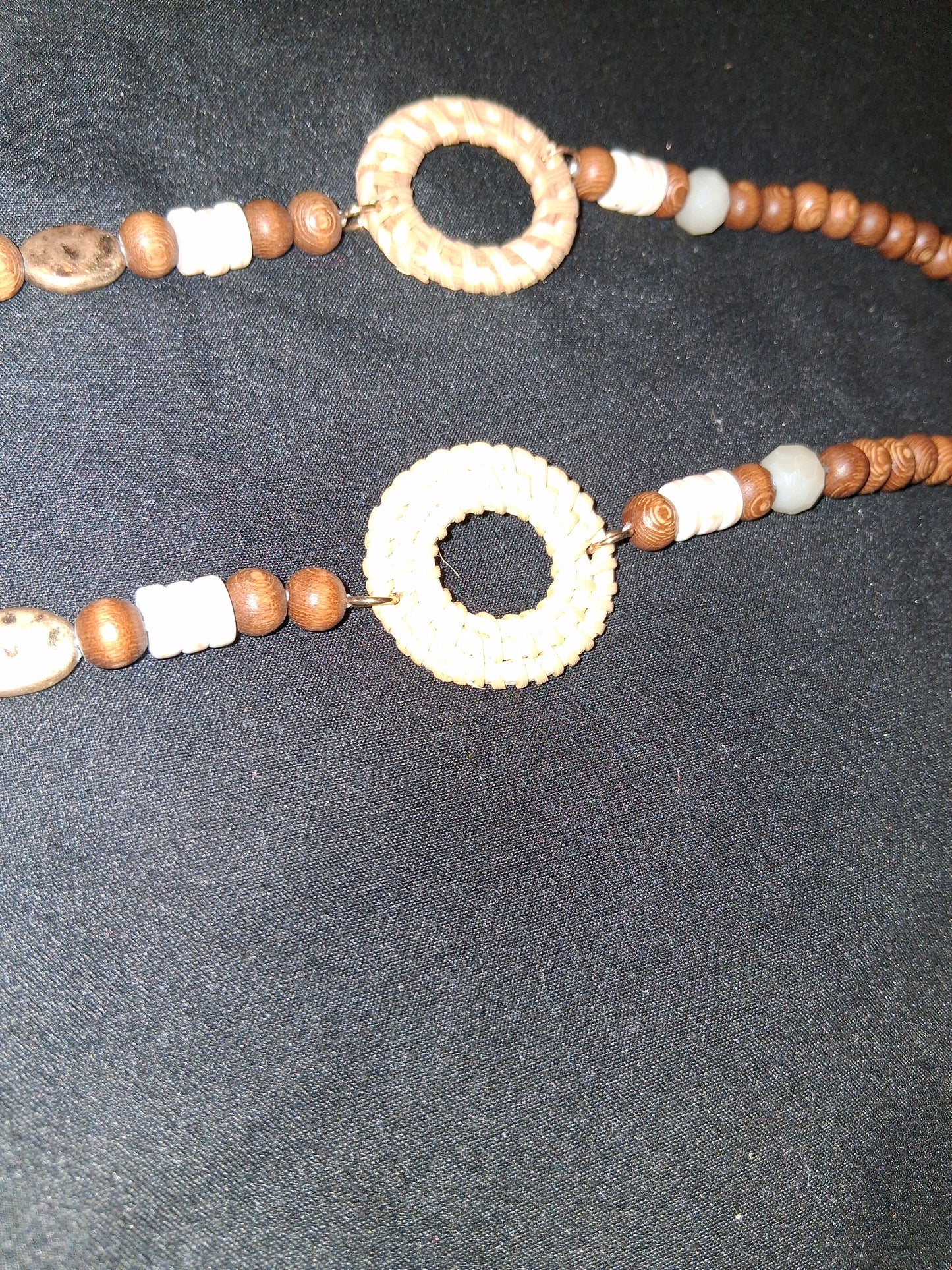 COCOMONEY NECKLACE wood 34in