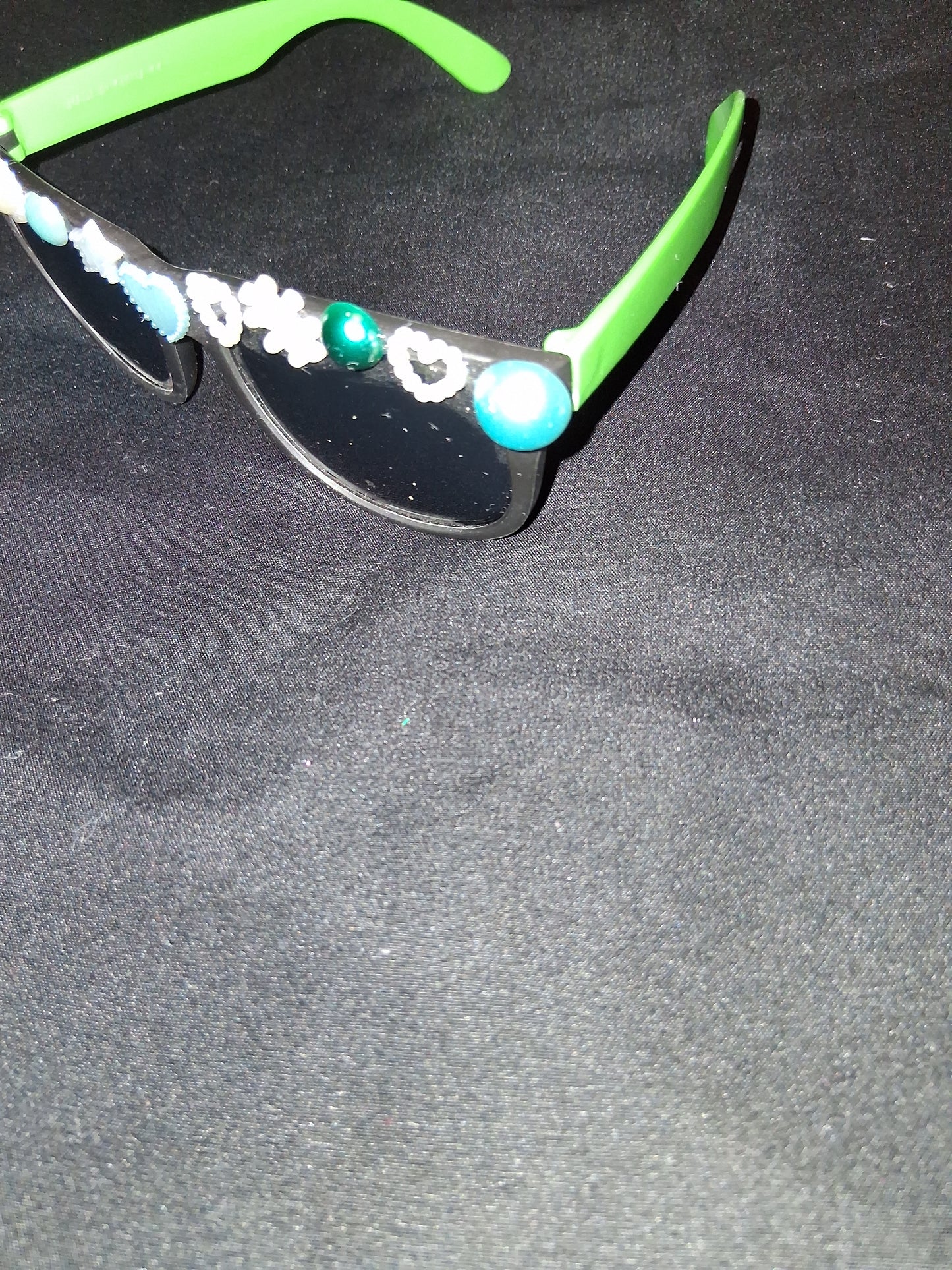 COCOMONEY GLASSES 1 OF A KIND CUSTOM SUN GLASSES PLASTIC πΆ comes with free gifts π
