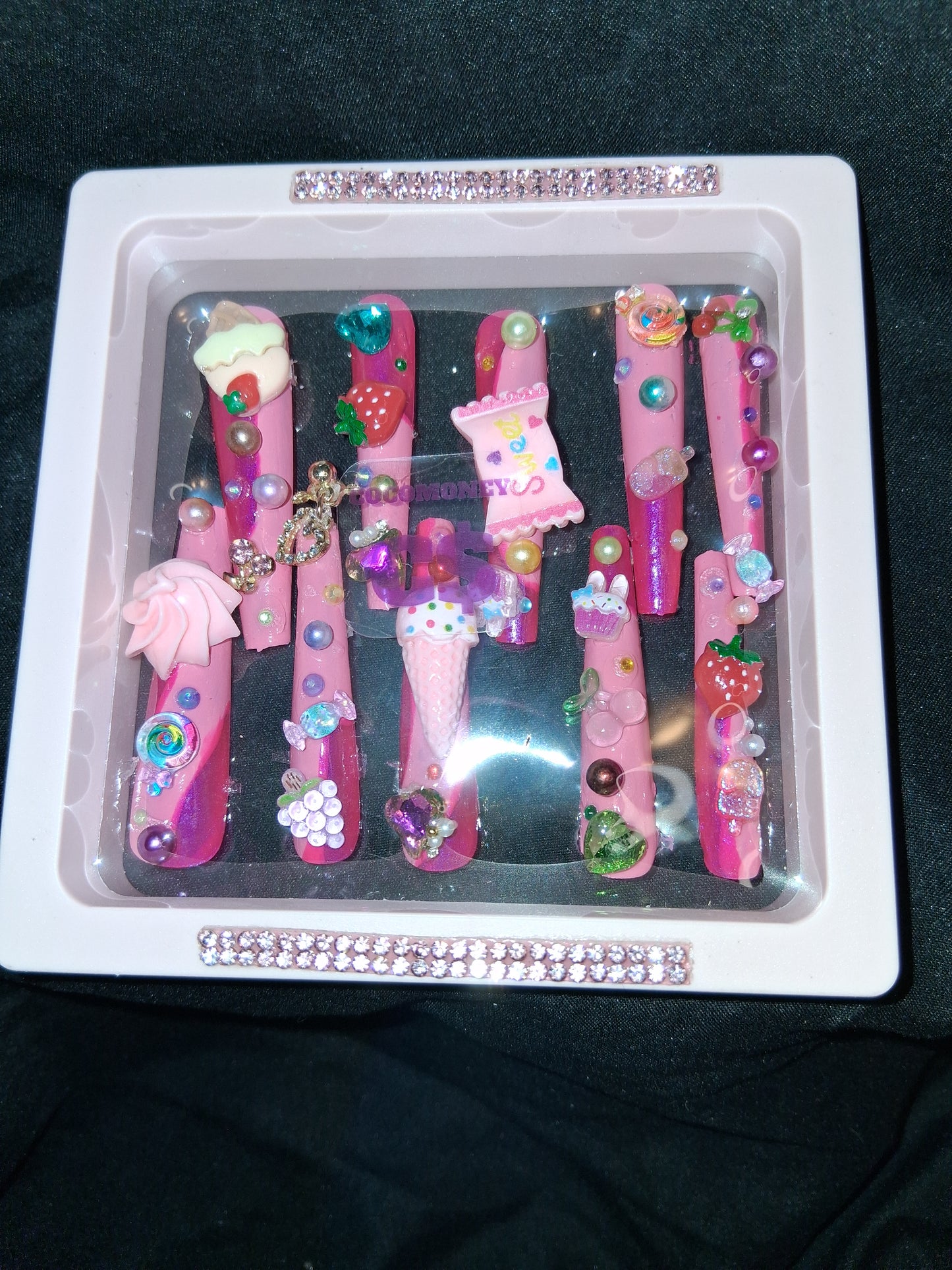 COCOMONEY NAILS CUSTOM 1 OF 1 GLUE ON PRESS ON COMES WITH FREE GIFTS #o64