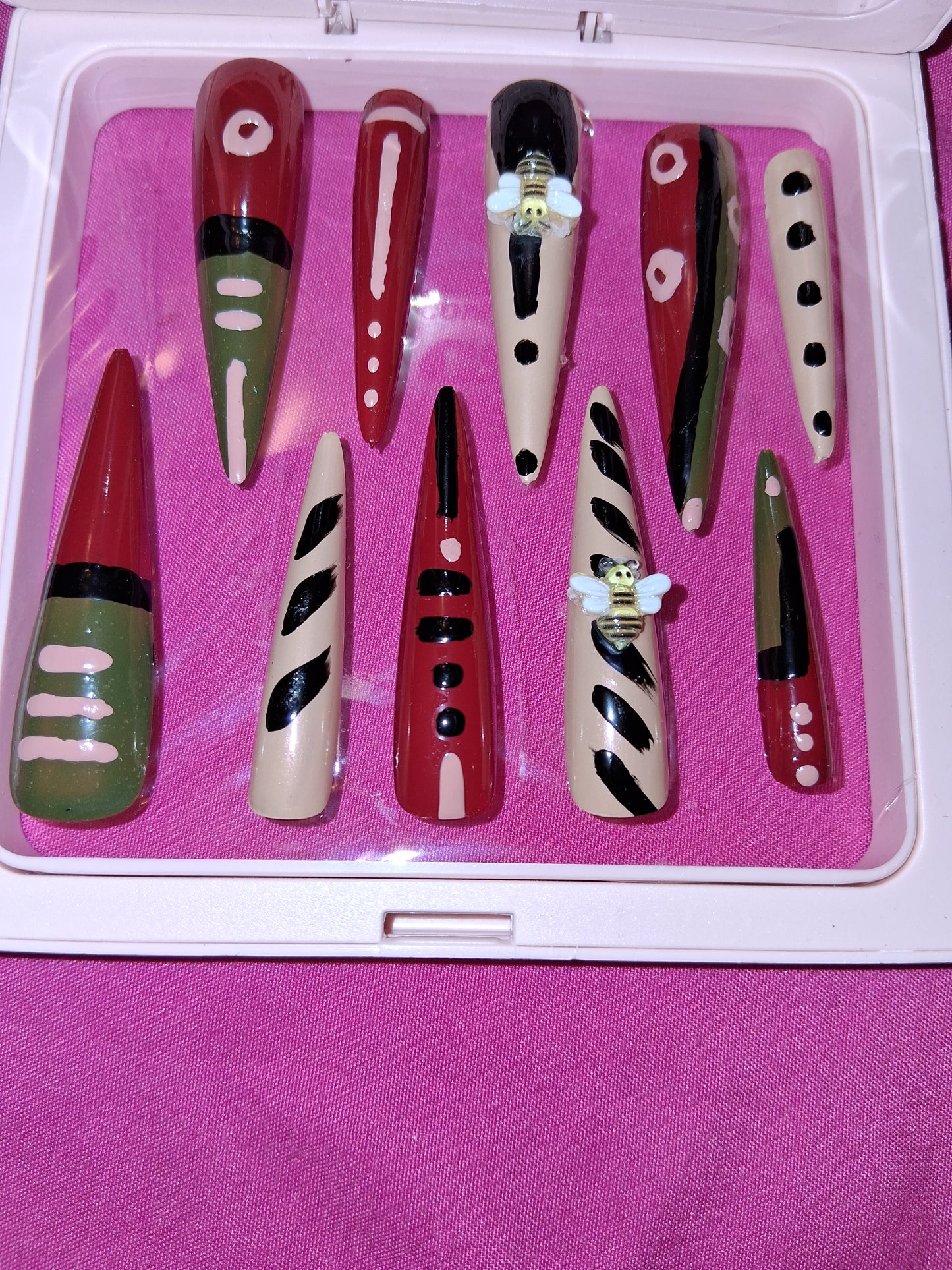 COCOMONEY NAILS CUSTOM 1 OF 1 GLUE ON PRESS ON COMES WITH FREE GIFTS #o77