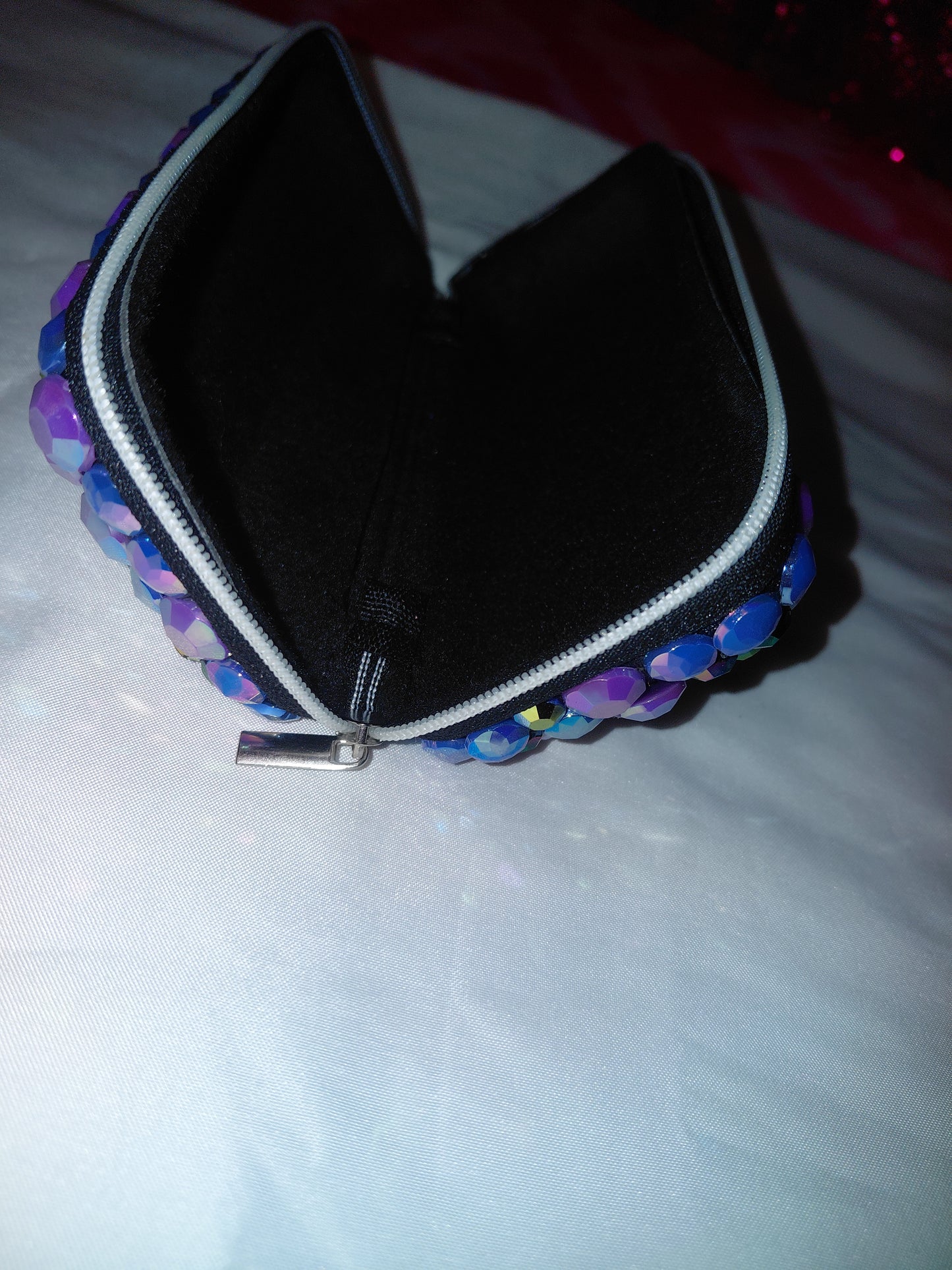 Cocomoney Glasses case custom 1 of 1 sunglasses case gemstones plastic materials COCOMONEY.STORE