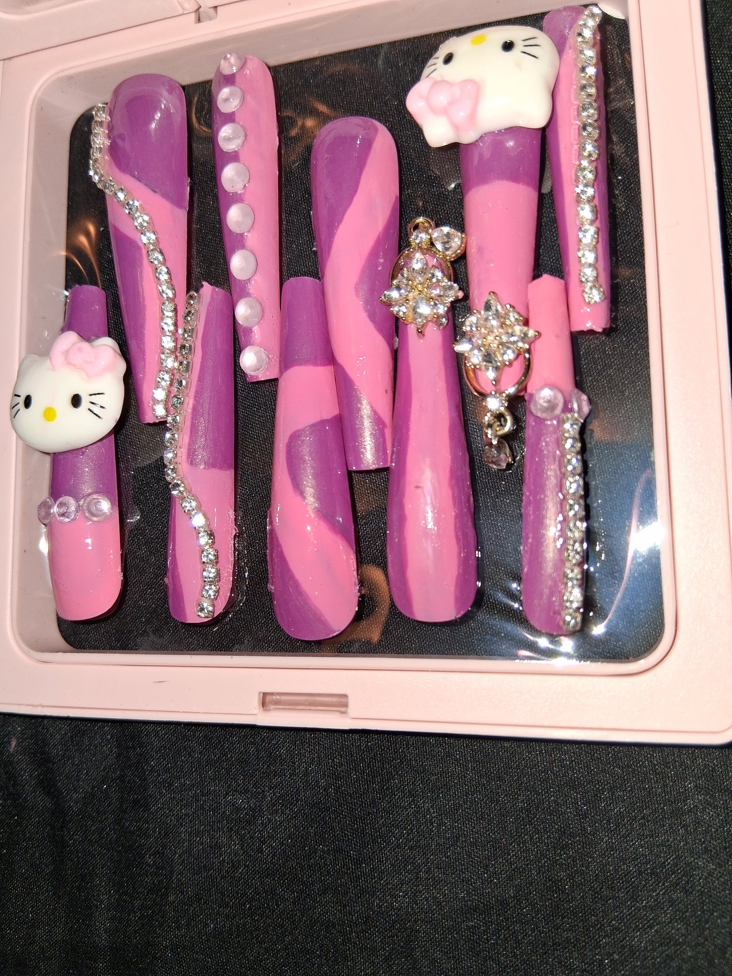 COCOMONEY NAILS CUSTOM 1 OF 1 GLUE ON PRESS ON COMES WITH FREE GIFTS #p43