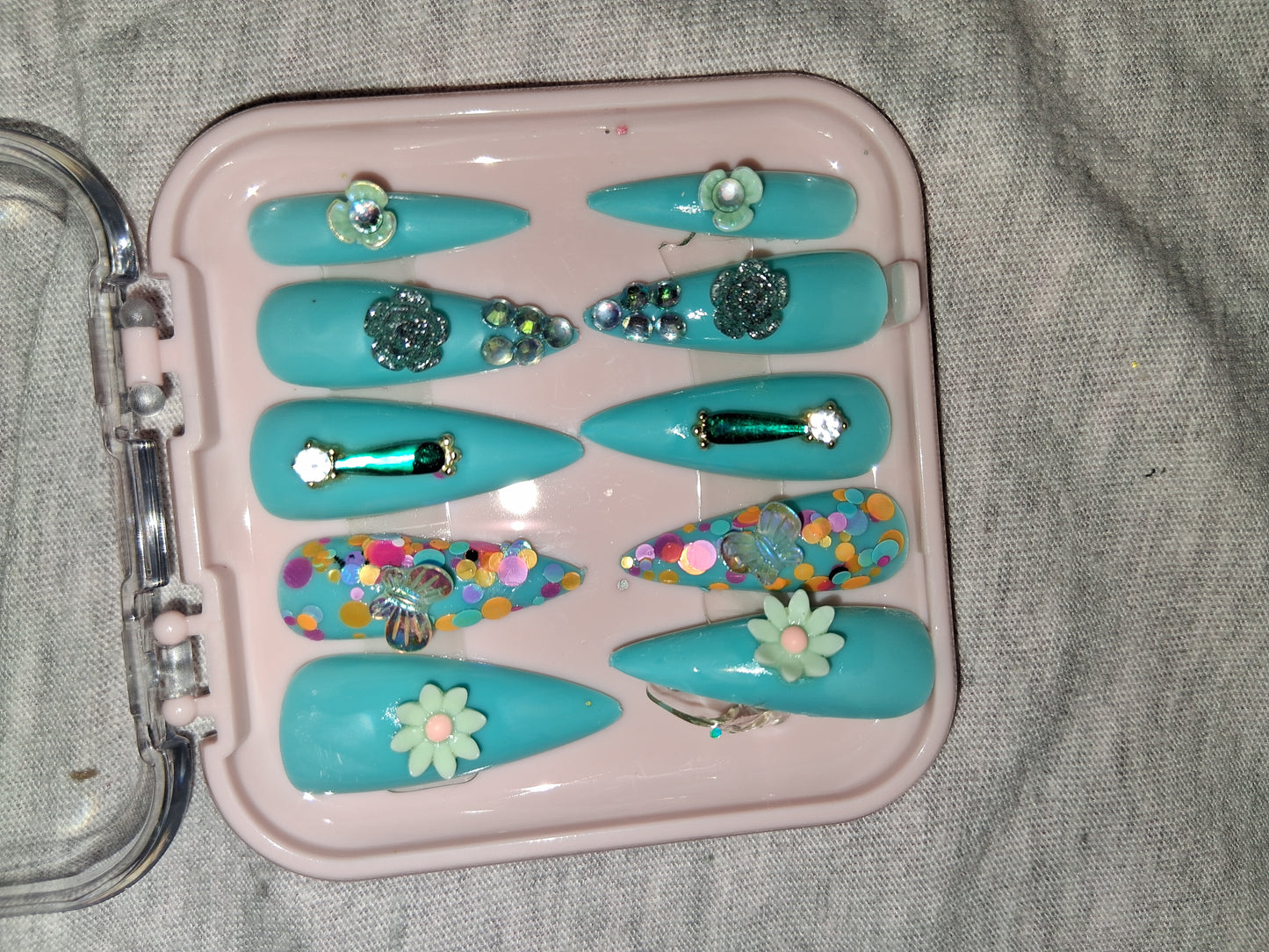 COCOMONEY NAILS CUSTOM 1 OF 1 GLUE ON PRESS ON COMES WITH FREE GIFTS #b53