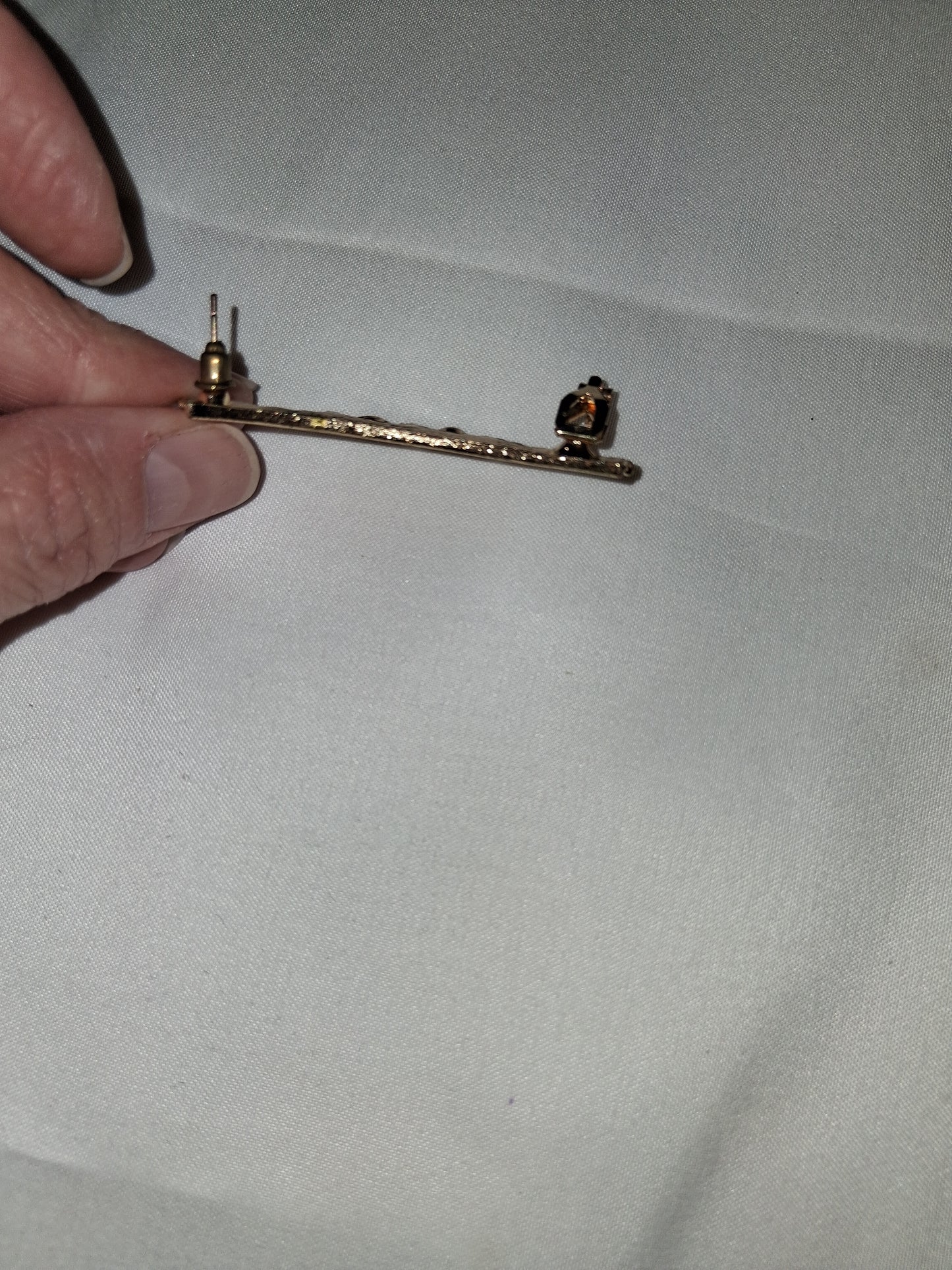 Earring top clip
