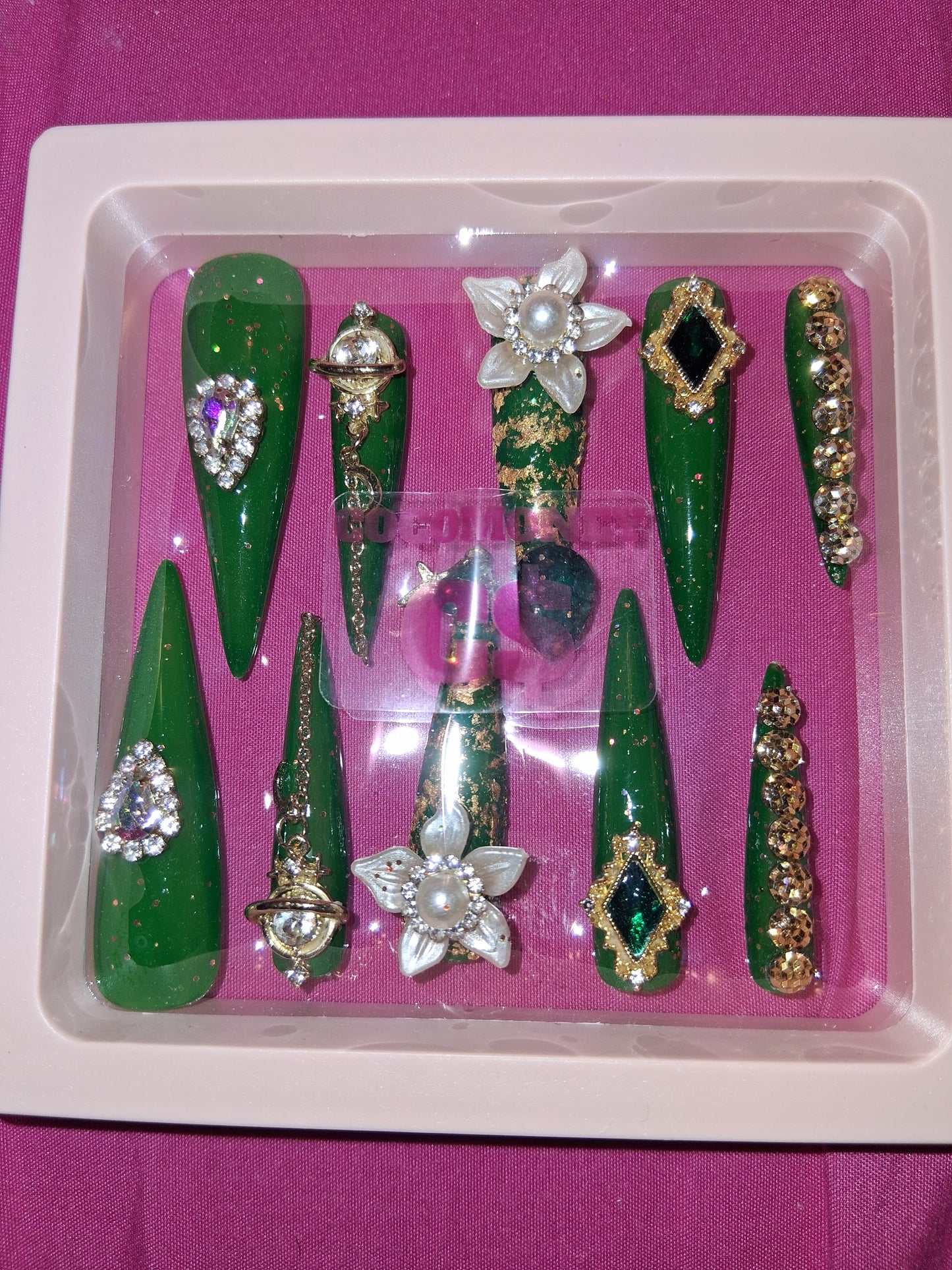 COCOMONEY NAILS CUSTOM 1 OF 1 GLUE ON PRESS ON COMES WITH FREE GIFTS #o30