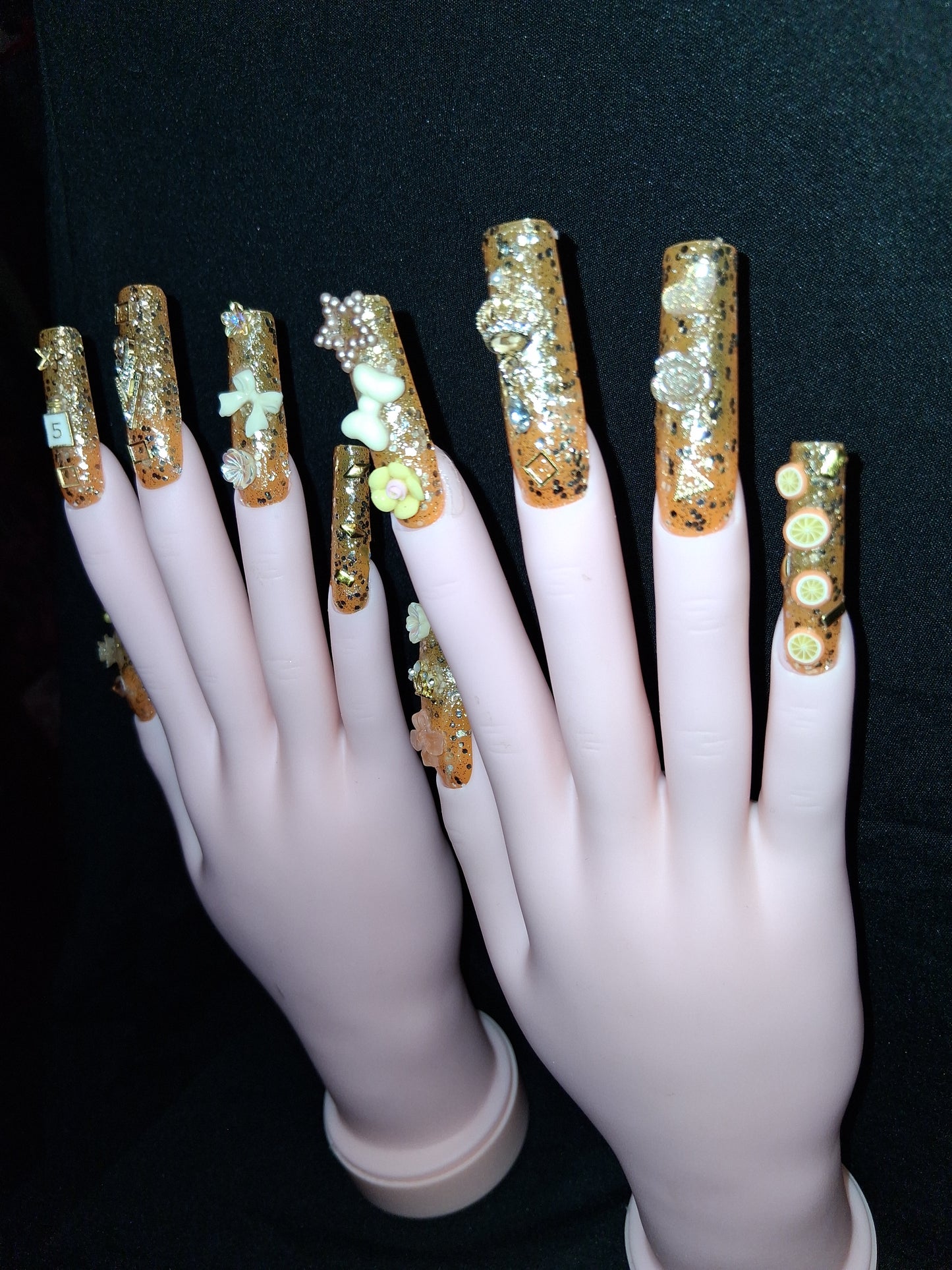 COCOMONEY NAILS CUSTOM 1 OF 1 GLUE ON PRESS ON COMES WITH FREE GIFTS #o84