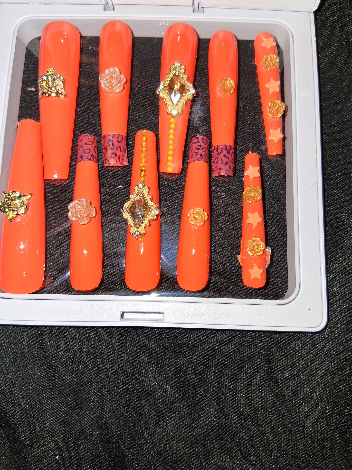 COCOMONEY NAILS CUSTOM 1 OF 1 GLUE ON PRESS ON COMES WITH FREE GIFTS #p61