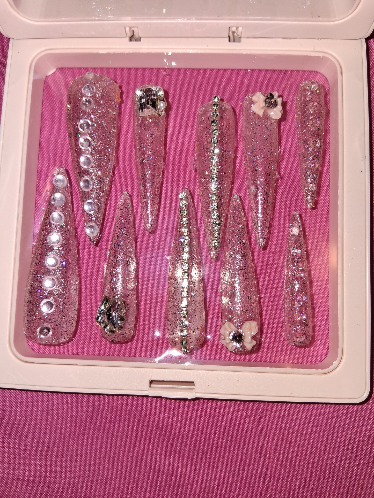 COCOMONEY NAILS CUSTOM 1 OF 1 GLUE ON PRESS ON COMES WITH FREE GIFTS #o83