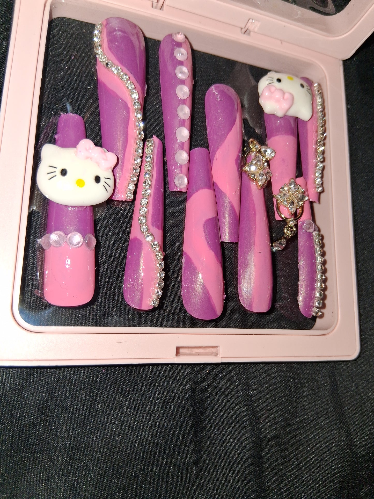 COCOMONEY NAILS CUSTOM 1 OF 1 GLUE ON PRESS ON COMES WITH FREE GIFTS #p43