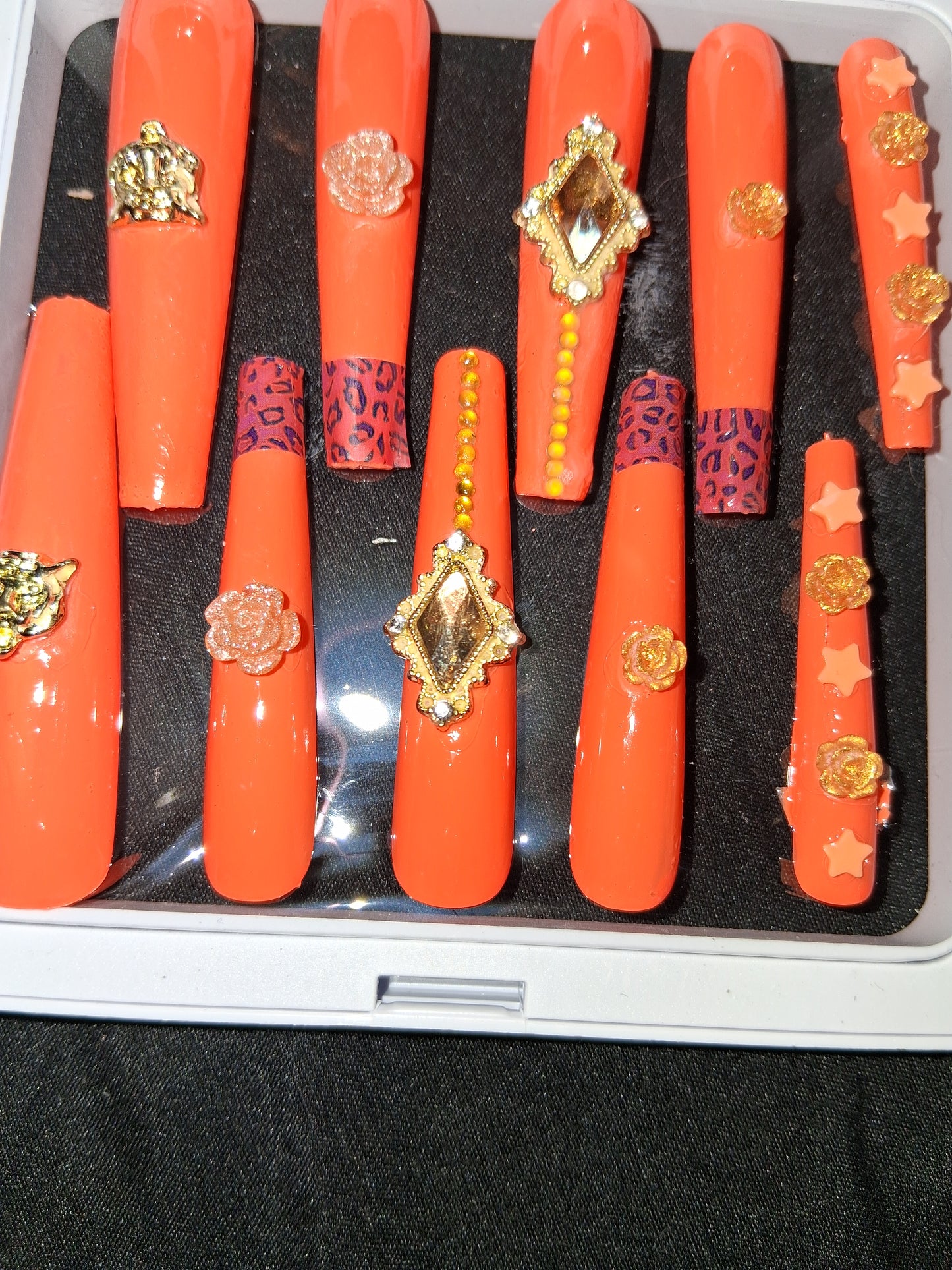 COCOMONEY NAILS CUSTOM 1 OF 1 GLUE ON PRESS ON COMES WITH FREE GIFTS #p61